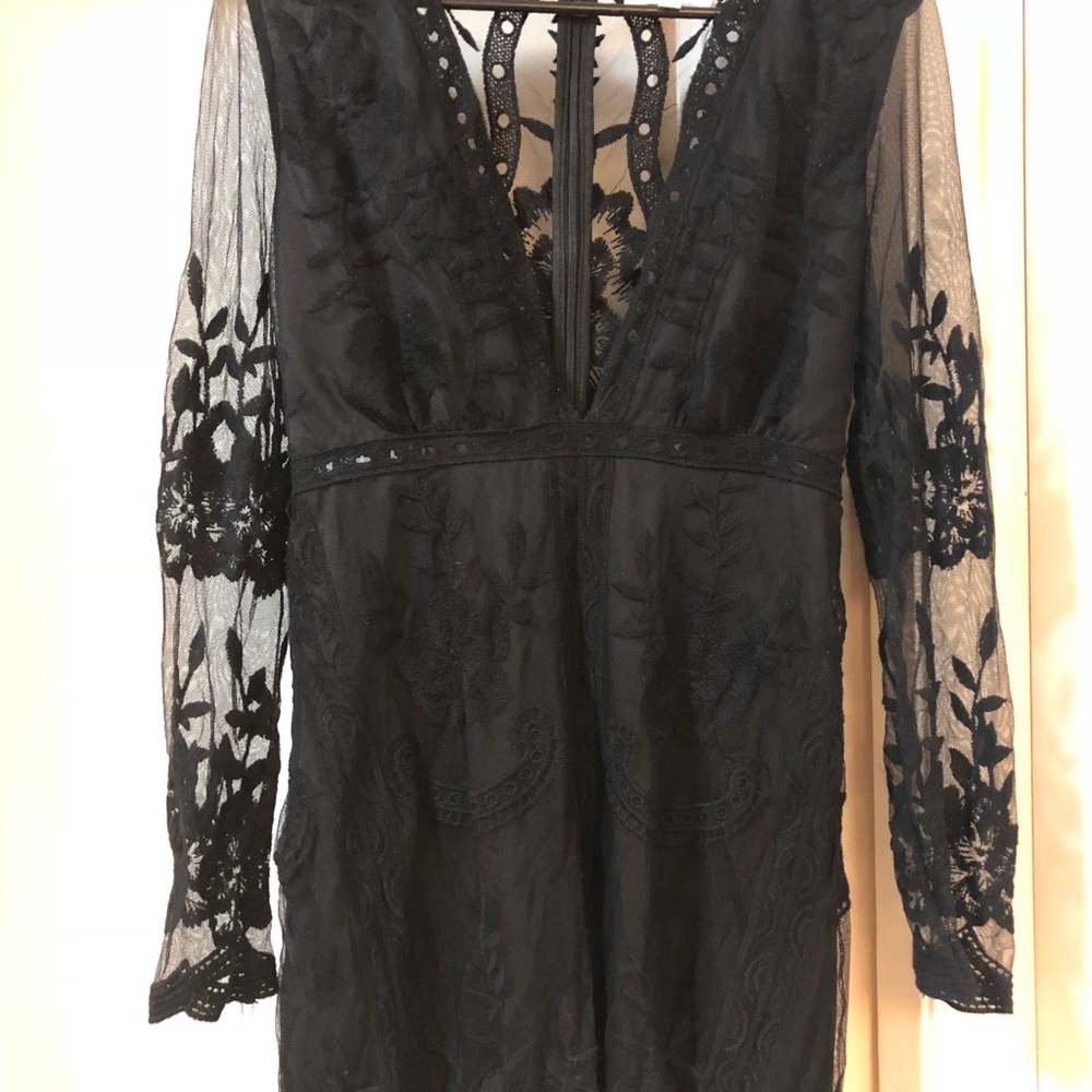 Honey Punch long sleeve Little black dress